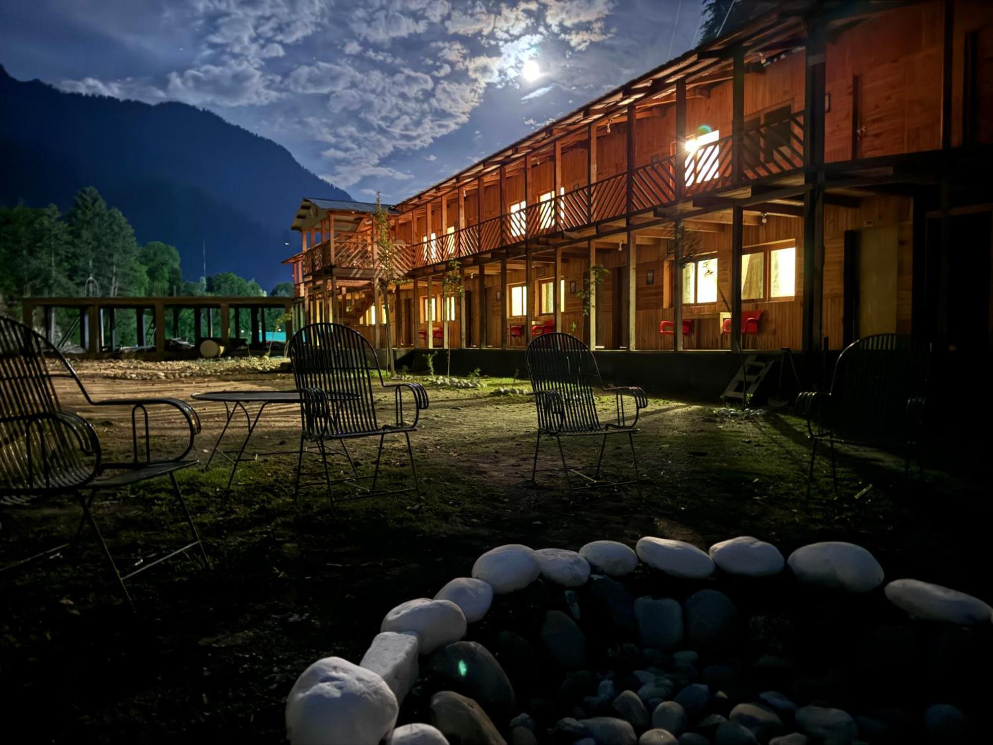 Wyndham Heritage Hotel & Resort Sharda Shardi Eksteriør bilde